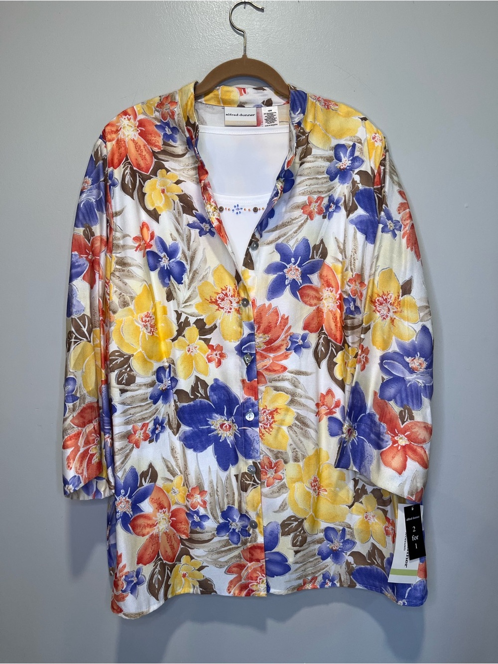 Alfred Dunner NWT White Floral Button-Down with Blue, Yellow & Orange Flowers